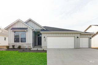 5197 E Open Canyon Dr, Nampa, ID 83687