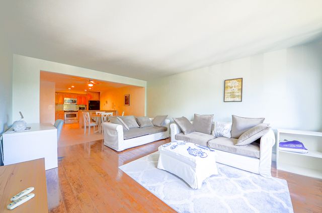 2033 Sherman Avenue 403, Evanston, IL 60201