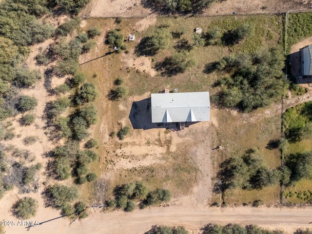 9713 S THORNTON Road, Casa Grande, AZ 85193