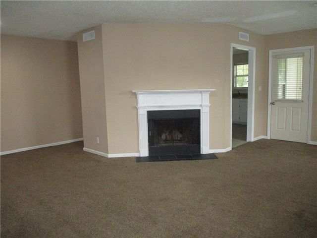 904 E Island Square Drive, St Simons Island, GA 31522