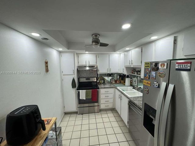 1200 Saint Charles Place 321, Pembroke Pines, FL 33026