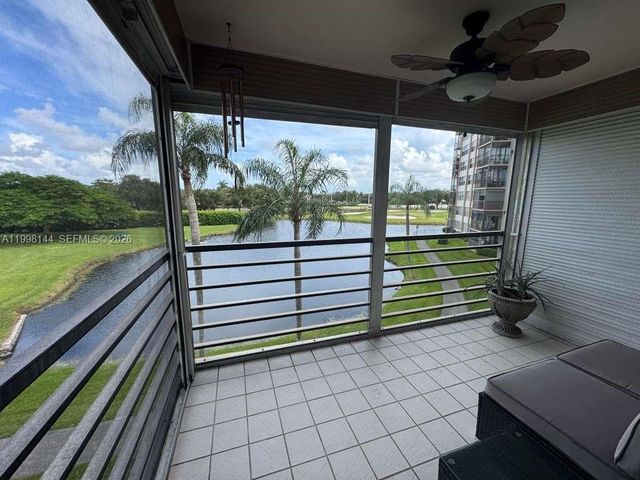 1200 Saint Charles Place 321, Pembroke Pines, FL 33026