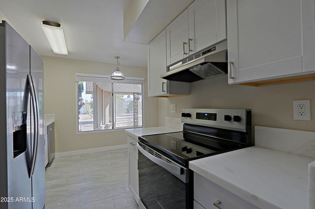 19831 N SIGNAL BUTTE Circle, Sun City, AZ 85373