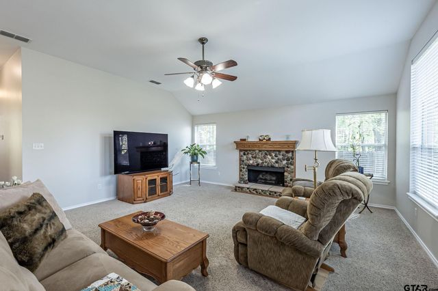 9101 Teal Flight Way, Tyler, TX 75703