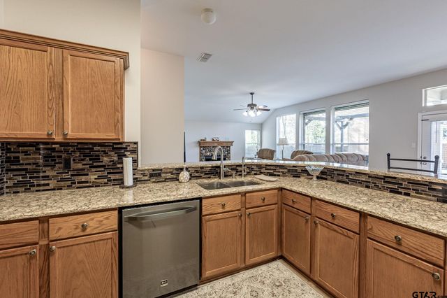 9101 Teal Flight Way, Tyler, TX 75703