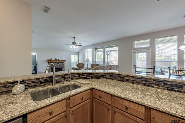 9101 Teal Flight Way, Tyler, TX 75703