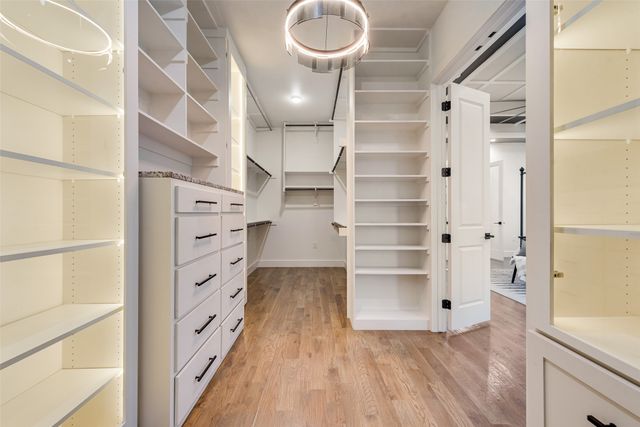 464 Breezeway Court, Cedar Hill, TX 75104