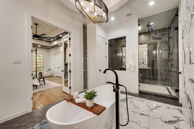 464 Breezeway Court, Cedar Hill, TX 75104