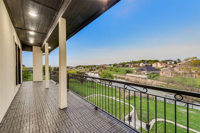 464 Breezeway Court, Cedar Hill, TX 75104