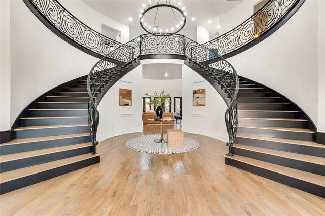 464 Breezeway Court, Cedar Hill, TX 75104