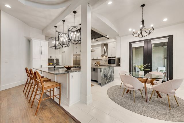 464 Breezeway Court, Cedar Hill, TX 75104