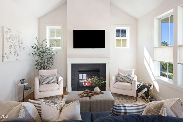 2765 NW High Lakes Loop, Bend, OR 97703