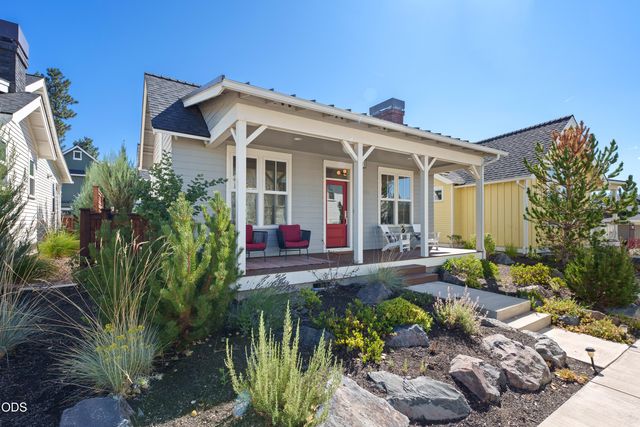 2765 NW High Lakes Loop, Bend, OR 97703