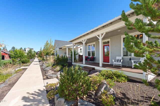 2765 NW High Lakes Loop, Bend, OR 97703