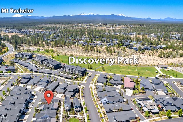 2765 NW High Lakes Loop, Bend, OR 97703