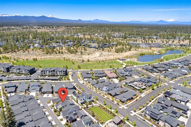 2765 NW High Lakes Loop, Bend, OR 97703