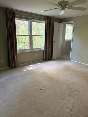 4800 Silver Oak Street, Dayton, OH 45424