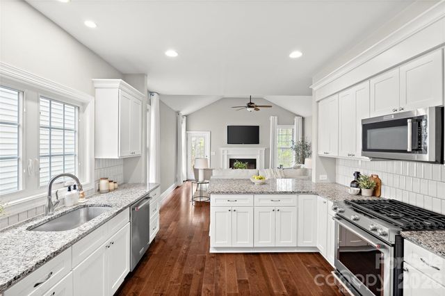 5904 Chalyce Lane, Charlotte, NC 28270