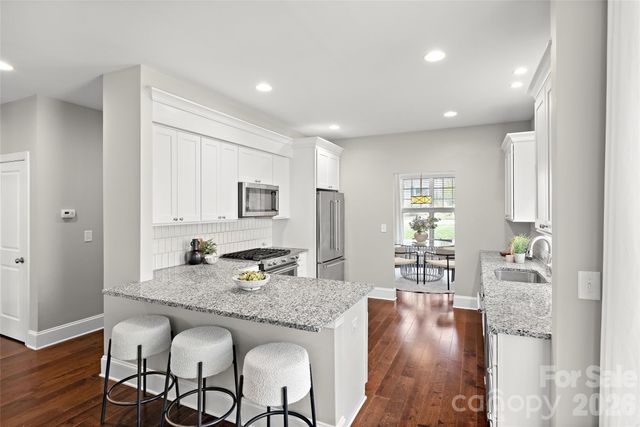 5904 Chalyce Lane, Charlotte, NC 28270