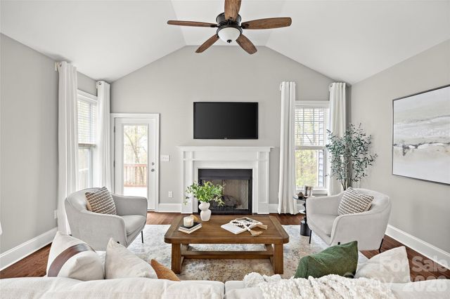 5904 Chalyce Lane, Charlotte, NC 28270