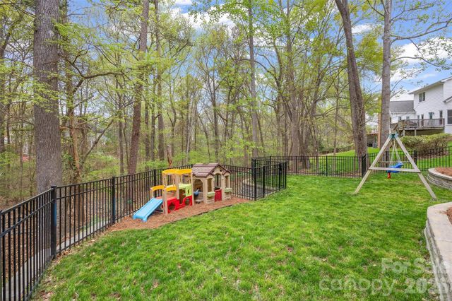 5904 Chalyce Lane, Charlotte, NC 28270