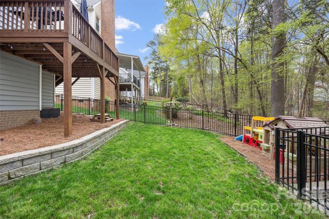 5904 Chalyce Lane, Charlotte, NC 28270