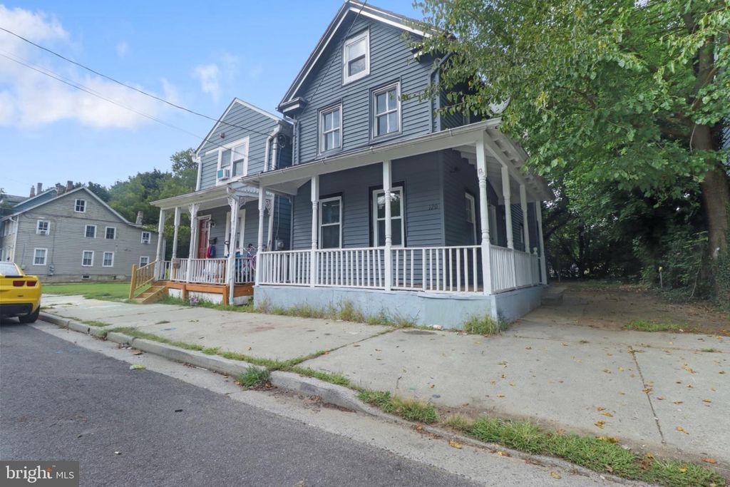 120 THOMPSON ST, SALEM, NJ 08079 — exterior