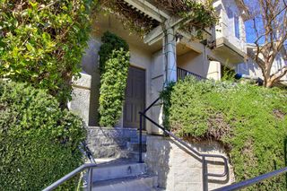 4 Park River Oak Ct, Sacramento, CA 95831