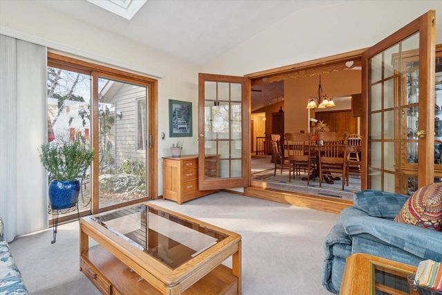 1520 Shannon Drive, Janesville, WI 53546