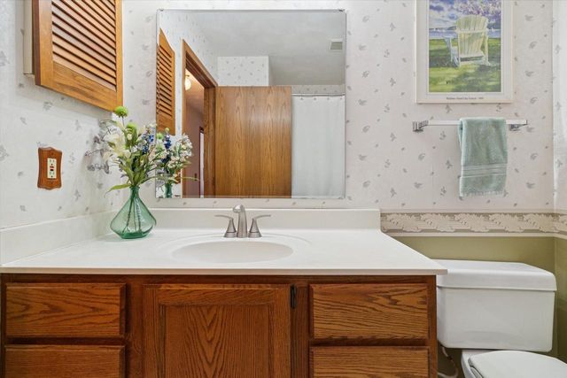 1520 Shannon Drive, Janesville, WI 53546