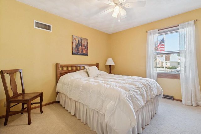 1520 Shannon Drive, Janesville, WI 53546