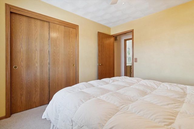 1520 Shannon Drive, Janesville, WI 53546