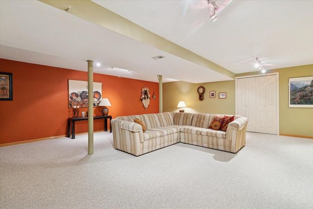 1520 Shannon Drive, Janesville, WI 53546