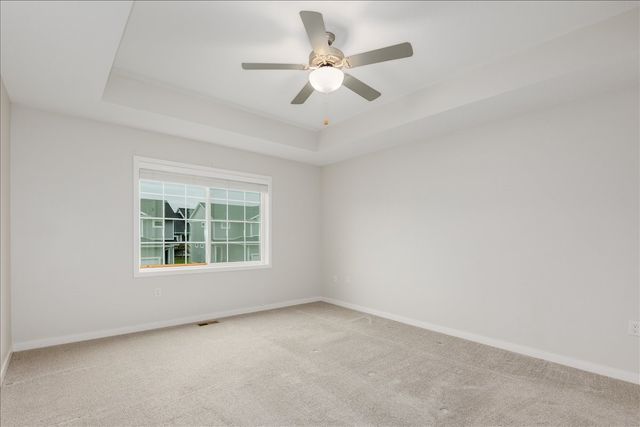 9651 Turnpoint Drive, West Des Moines, IA 50266