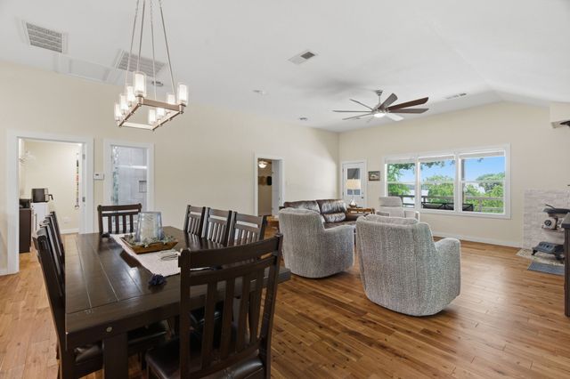 232 El Lago Road, Chico, TX 76431