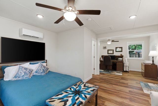 232 El Lago Road, Chico, TX 76431