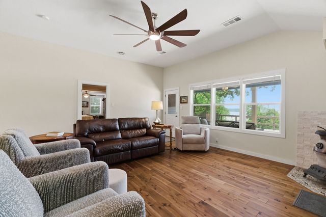 232 El Lago Road, Chico, TX 76431