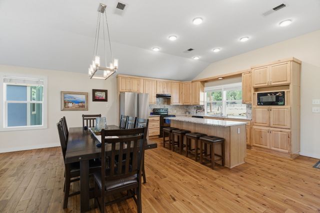 232 El Lago Road, Chico, TX 76431