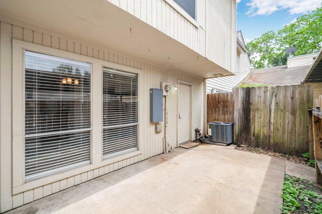 7716 Challie Lane 7716, Houston, TX 77088