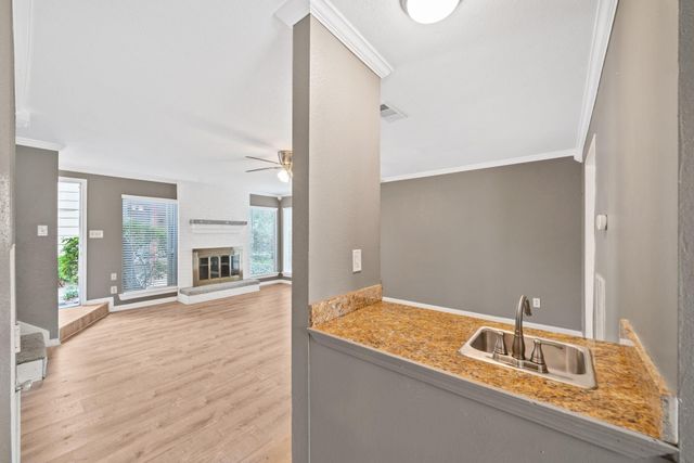 7716 Challie Lane 7716, Houston, TX 77088