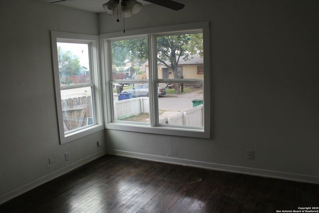 507 GARDINA ST, San Antonio, TX 78201