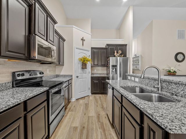 278 E Pyrenees Drive, Lyman, SC 29365