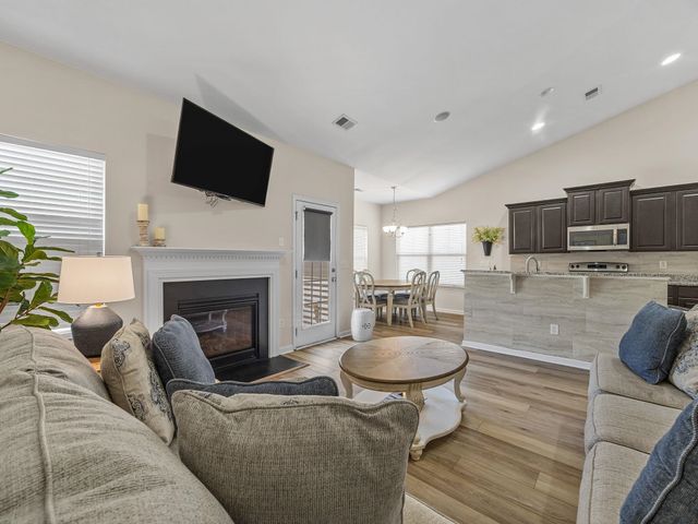 278 E Pyrenees Drive, Lyman, SC 29365