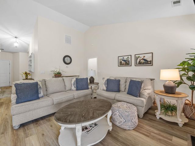 278 E Pyrenees Drive, Lyman, SC 29365