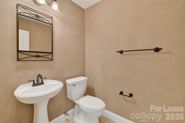 10745 Glenluce Avenue, Charlotte, NC 28213