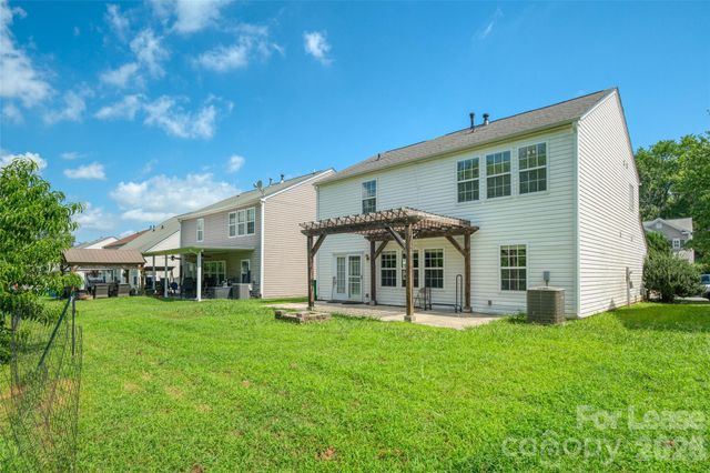 10745 Glenluce Avenue, Charlotte, NC 28213