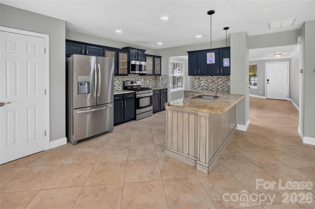 10745 Glenluce Avenue, Charlotte, NC 28213