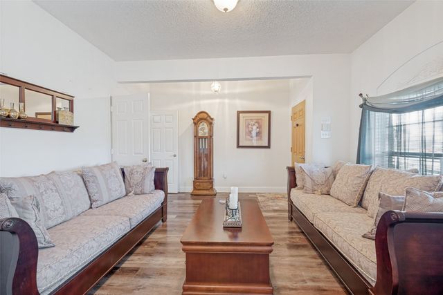 3401 Lochaven Drive, Rowlett, TX 75088