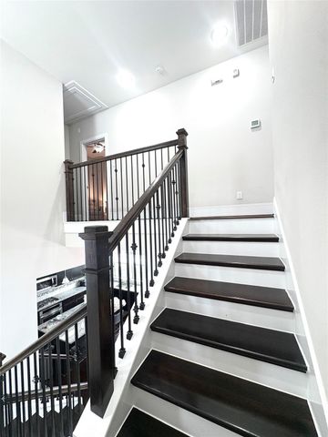 3111 Mitchell Landing Court, Houston, TX 77025