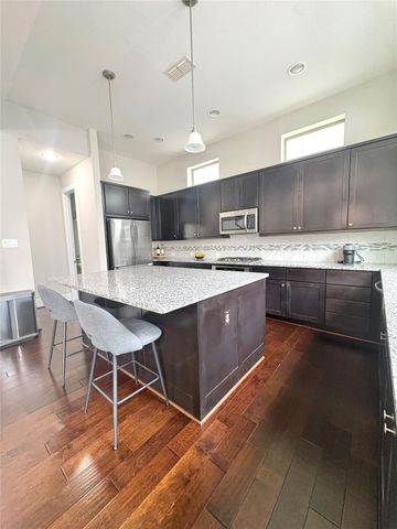 3111 Mitchell Landing Court, Houston, TX 77025